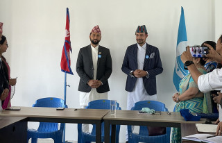 बैंकर अनिल केशरी शाह रास्वपा प्रवेश