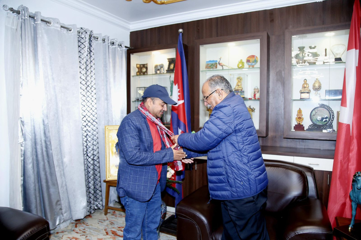 नेपाल समाजवादी पार्टीनिकट प्रेस नेपालका अध्यक्ष शर्मा माओवादी केन्द्रमा प्रवेश