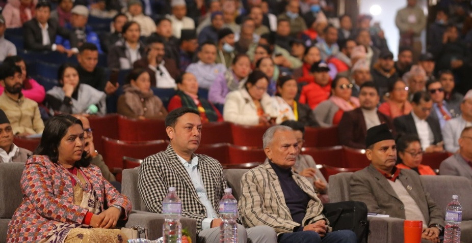 भ्रष्टाचार नियन्त्रण गर्न निर्वाचन प्रणाली सुधार आवश्यक : डा. बाबुराम भट्टराई