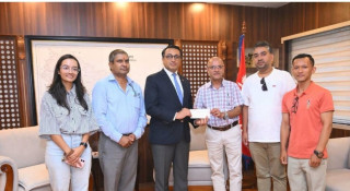 बाढीपीडितको सहयोगमा निशान पोली क्लिनिक, प्रधानमन्त्री दैवी उद्धार कोषमा ४ लाख