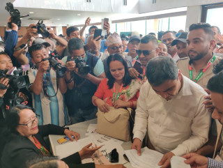 नेपाली कांग्रेसलाई रूपान्तरण गर्ने प्रदीप पौडेलको 'महासंकल्प':  'प्राइमरी इलेक्सन'देखि 'दोस्रो पुस्ताको आर्थिक सुधार'सम्मका एजेन्डा