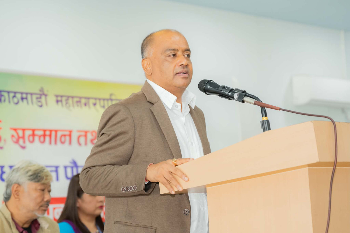 SEE र +२ उत्तीर्ण विद्यार्थी सम्मानित, ‘ठूलो होइन, असल नागरिक बन्नुहोस्’ : वडाध्यक्ष प्रेम थापा